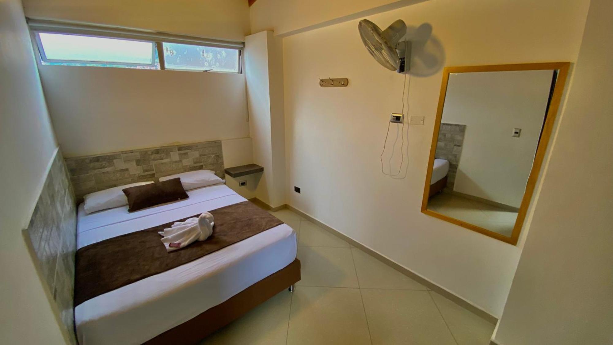 Hotel Buenos Aires Central Medellín Dış mekan fotoğraf